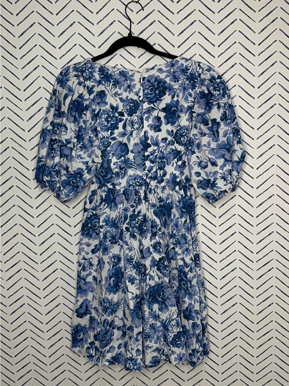 Abercrombie & Fitch blue floral cinchfront dress puffsleeves size Small T - Picture 6 of 6